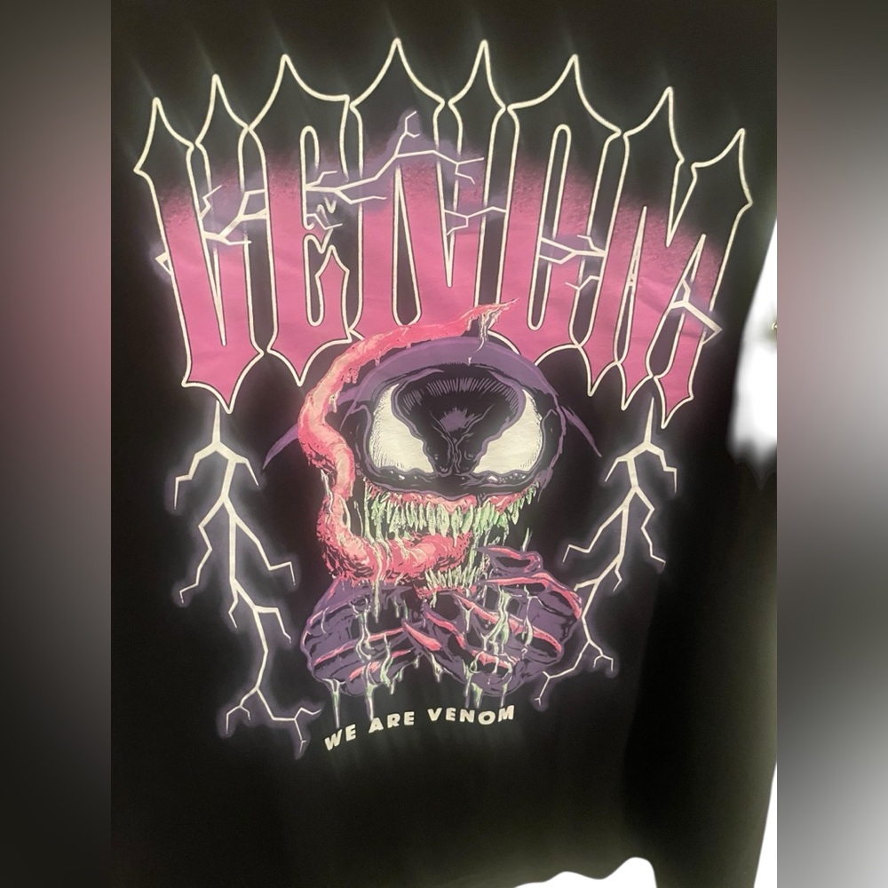 NWT Marvel Venom We Are Venom Lightning Graphic Tee Black XL - Picture 6 of 8
